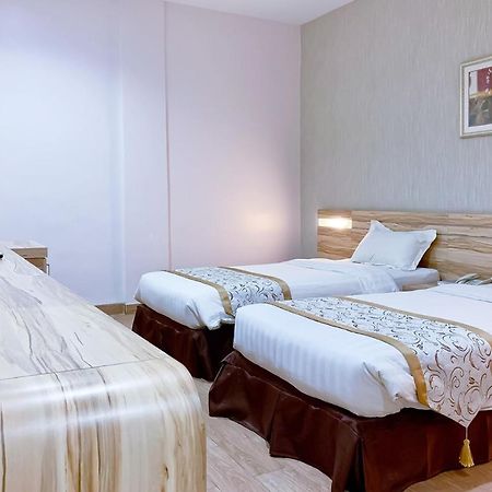Os Hotel Edukits Fka Venesia Hotel Batam Eksteriør bilde