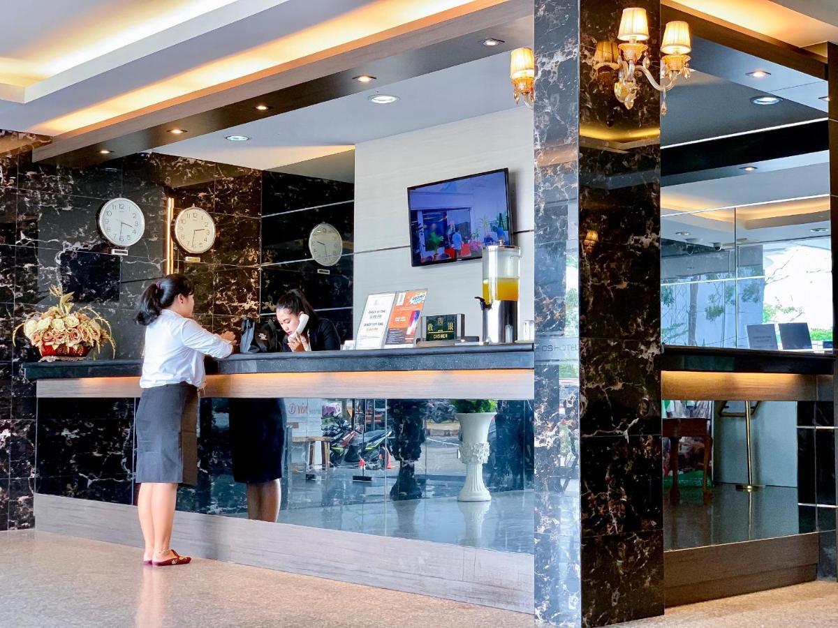Os Hotel Edukits Fka Venesia Hotel Batam Eksteriør bilde