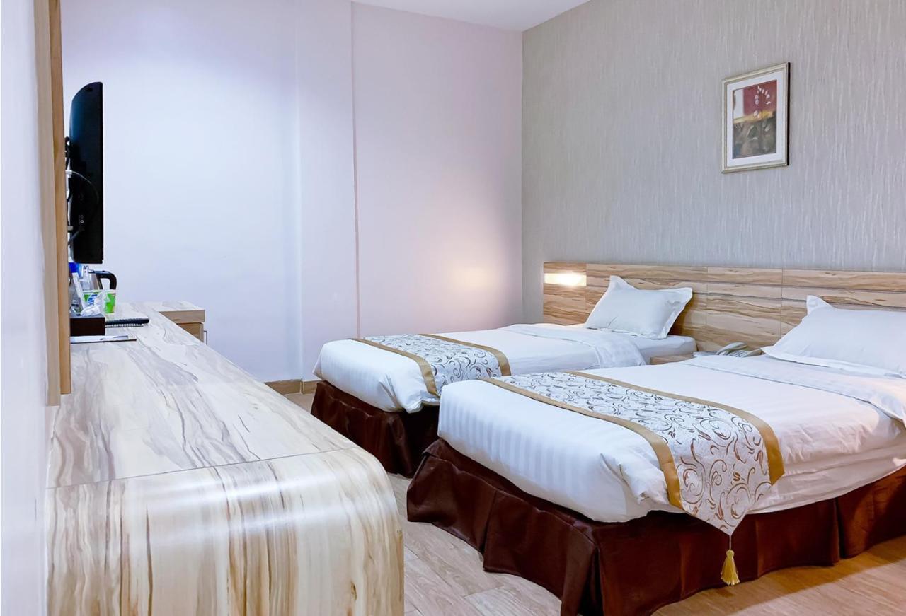 Os Hotel Edukits Fka Venesia Hotel Batam Eksteriør bilde