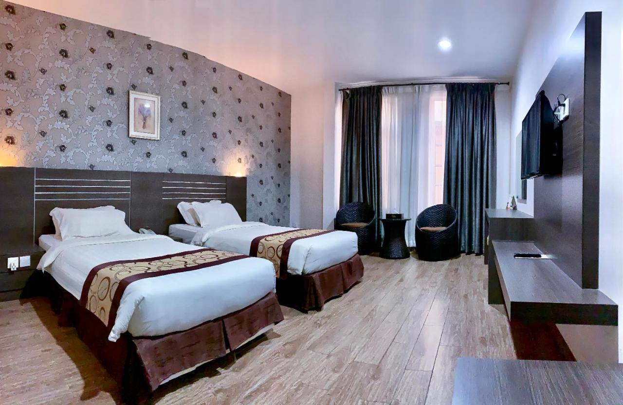Os Hotel Edukits Fka Venesia Hotel Batam Eksteriør bilde